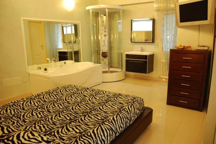 Hotel Residence Veliero Riccione Zewnętrze zdjęcie