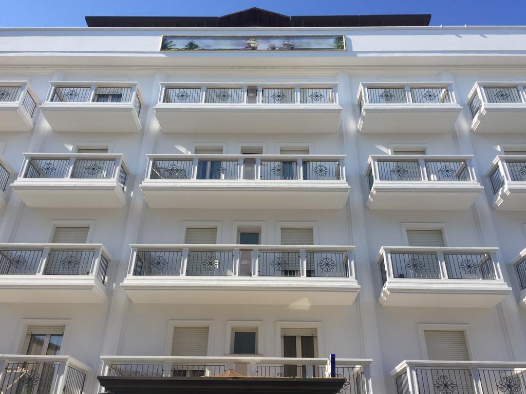 Hotel Residence Veliero Riccione Zewnętrze zdjęcie